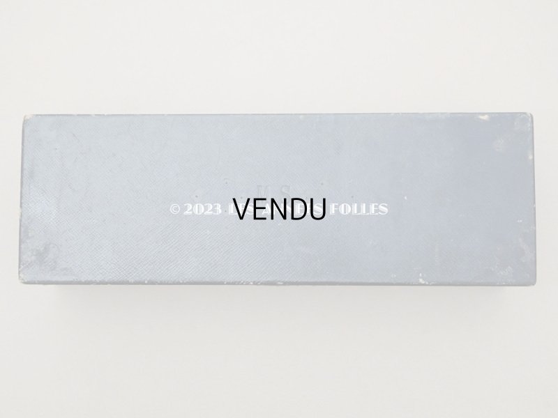 画像3: 1830〜1840年頃　アンティーク 本革製 イニシャル入り　グローブボックス ナイトブルーのシルククッション　- Alphonse Giroux Paris -