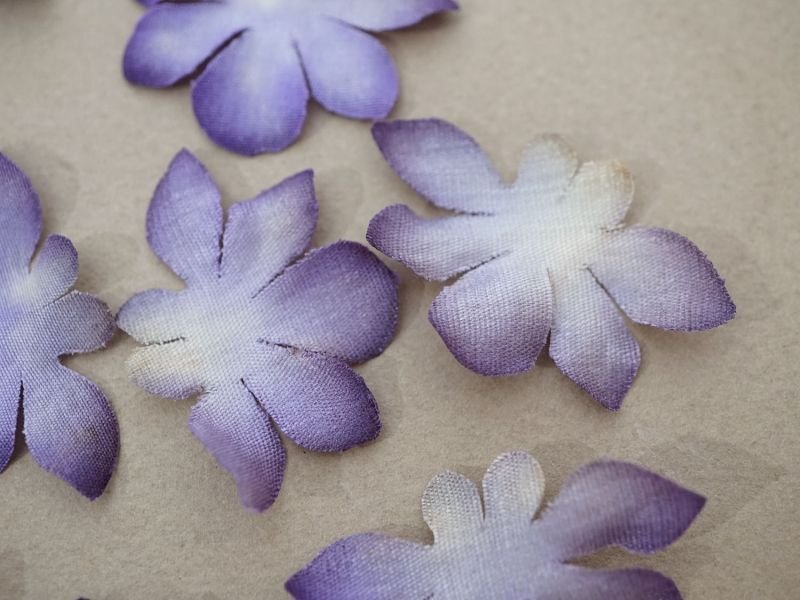 画像4: 【クリスマスセール2023対象外】アンティーク 布花材料 菫の花びら 36枚のセット