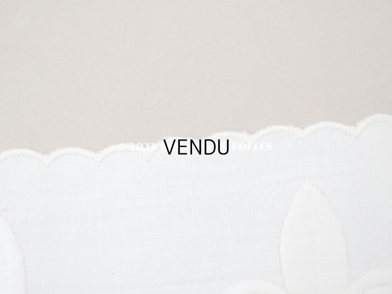 画像5: 19世紀末 アンティーク 百合の紋章の刺繍入り　教会の祭壇装飾 95〜99cm 10.3cm幅