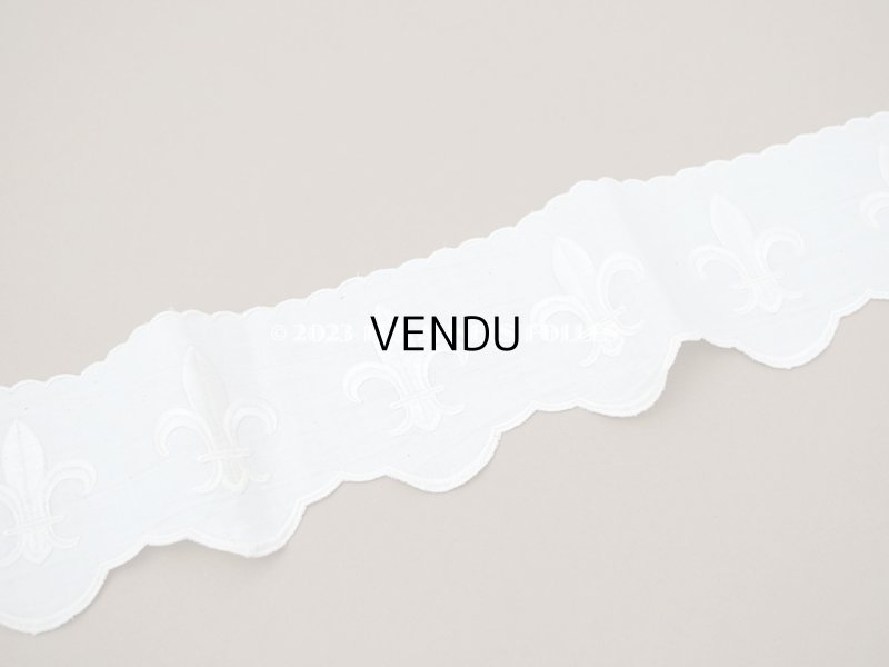 画像6: 19世紀末 アンティーク 百合の紋章の刺繍入り　教会の祭壇装飾 95〜99cm 10.3cm幅