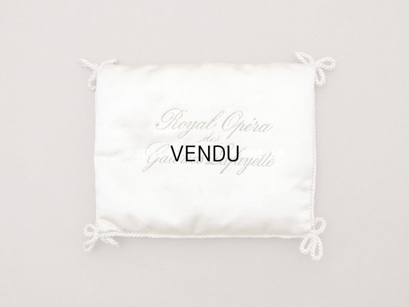 画像3: 1900年代 アンティーク シルク製 クッション ジャガード織 ギャラリー・ラファイエット百貨店 - AUX GALERIES LAFAYETTES -