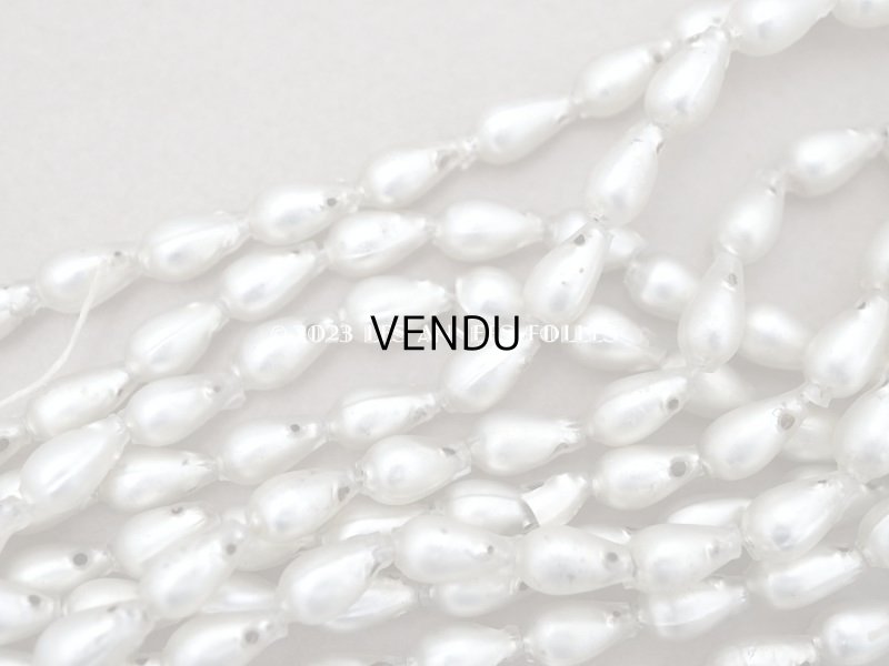 画像3: アンティーク スフレビーズ 4穴 ドロップ型 シルバー 5×9mm 約270ピース 吹きガラス製 ビーズ