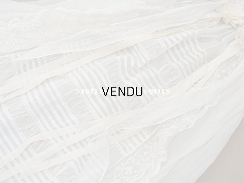 画像18: アンティーク 洗礼式のベビードレス パフスリーブ 手刺繍の花模様＆レース＆オレンジベージュのリボン