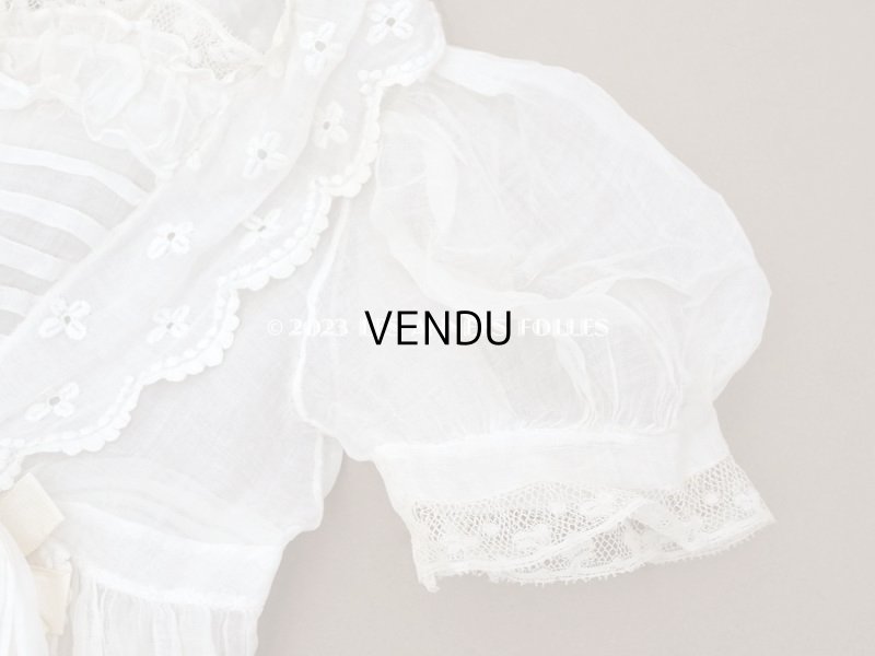 画像9: アンティーク 洗礼式のベビードレス パフスリーブ 手刺繍の花模様＆レース＆オレンジベージュのリボン