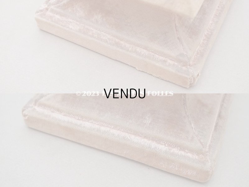 画像8: 1900年頃 アンティーク ベルベットの台座 ピンク