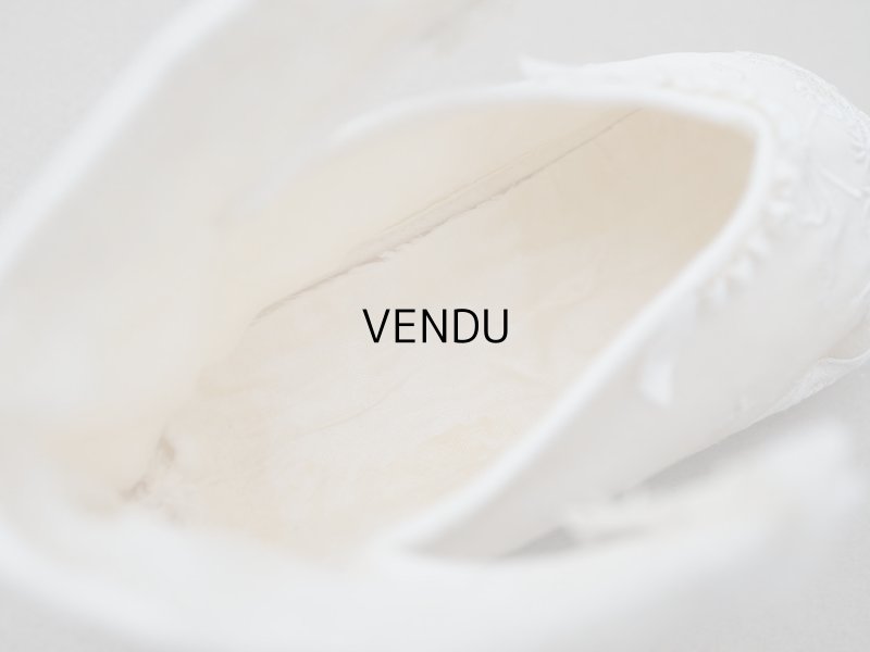 画像10: アンティーク ベビーシューズ エクリュ リボン柄の手刺繍入り 