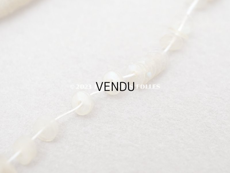 画像2: アンティーク ゼラチン製 スパンコール 3mm オーロラ色