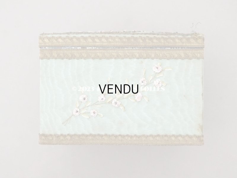 画像7: アンティーク 薔薇のリボン刺繍のボックス マリー・アントワネットの肖像画 シルク＆メタル製　