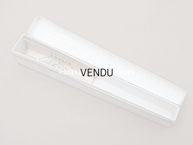 画像13: アンティーク 箱入り『マルキーズ・ ドゥ・セヴィニエ』のファン - MARQUISE DE SEVIGNE PARIS -