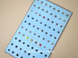 19世紀 アンティーク小さなくるみボタンのサンプラー 80ピース
