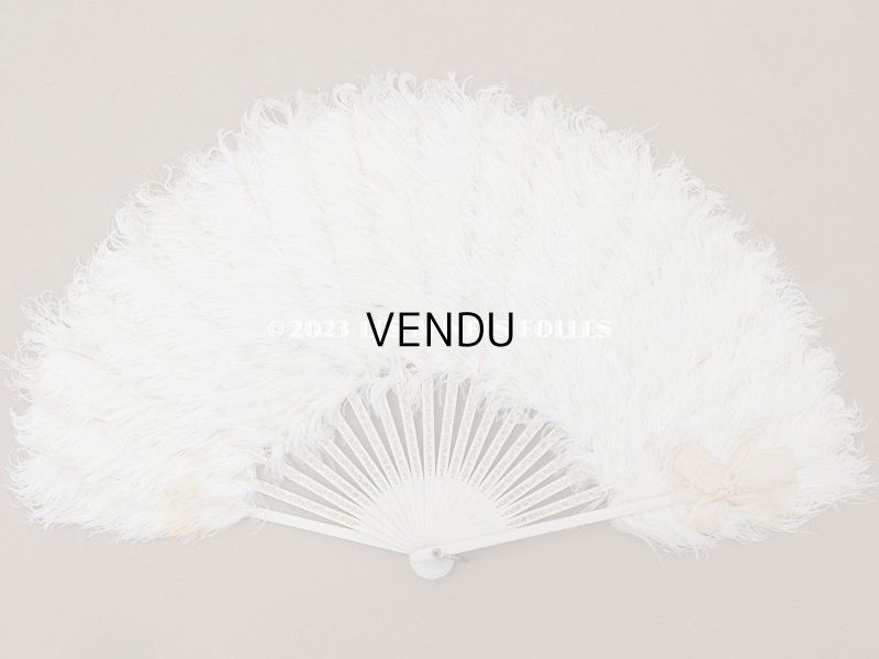 画像4: アンティーク 淡いピンクベージュのリボン付 オフホワイトのフェザーのファン 