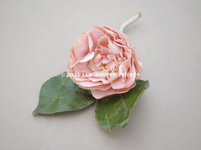 画像2: アンティーク ピンクの薔薇の布花 クウォーターロゼット咲き