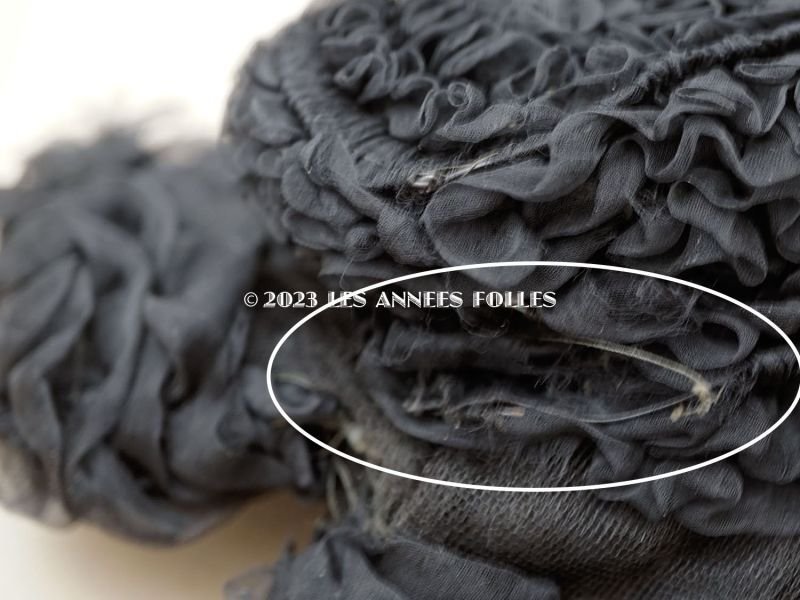 画像12: 1900年頃 アンティーク ドールハット 黒いシルクシフォンのフリル ヴェルサイユの帽子店