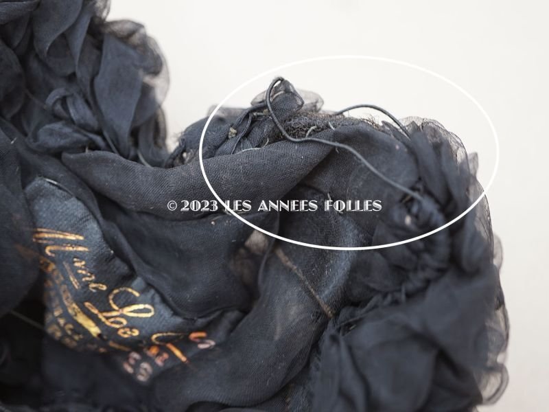 画像13: 1900年頃 アンティーク ドールハット 黒いシルクシフォンのフリル ヴェルサイユの帽子店