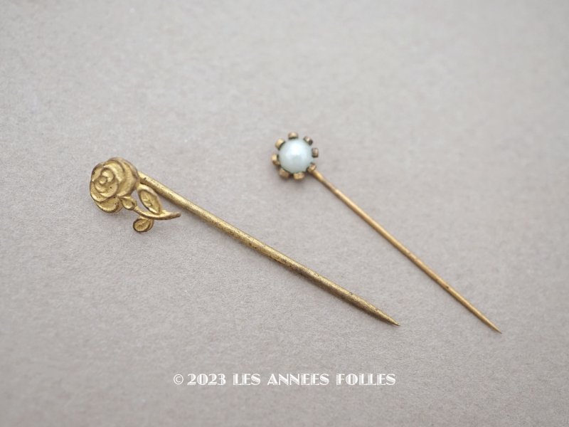 画像1: 1900年頃 アンティーク 薔薇＆フェイクパールの小さなエパングル 2点セット 