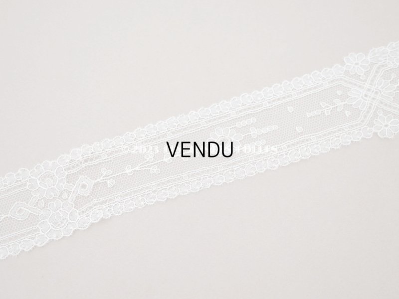 画像8: アンティーク バルブ・ド・ボネ オフホワイトのシャンティイレース　