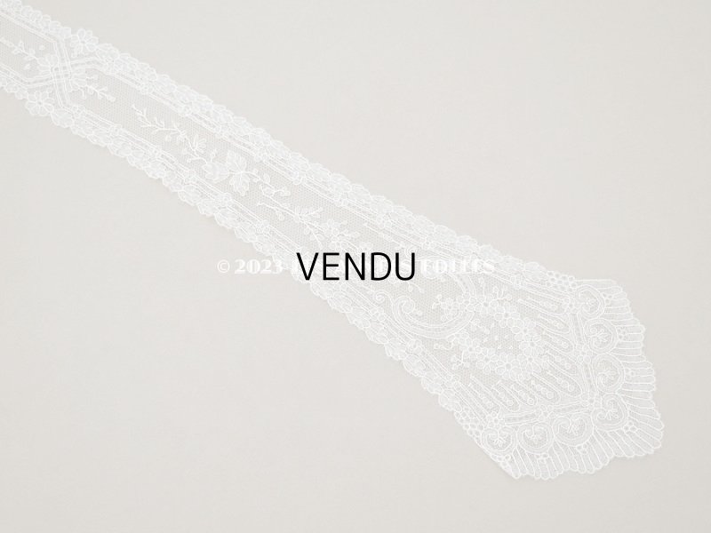 画像9: アンティーク バルブ・ド・ボネ オフホワイトのシャンティイレース　