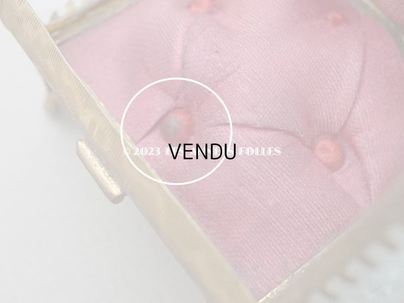 画像12: アンティーク 懐中時計 & ジュエリーボックス スモーキーレッドのシルク製クッション