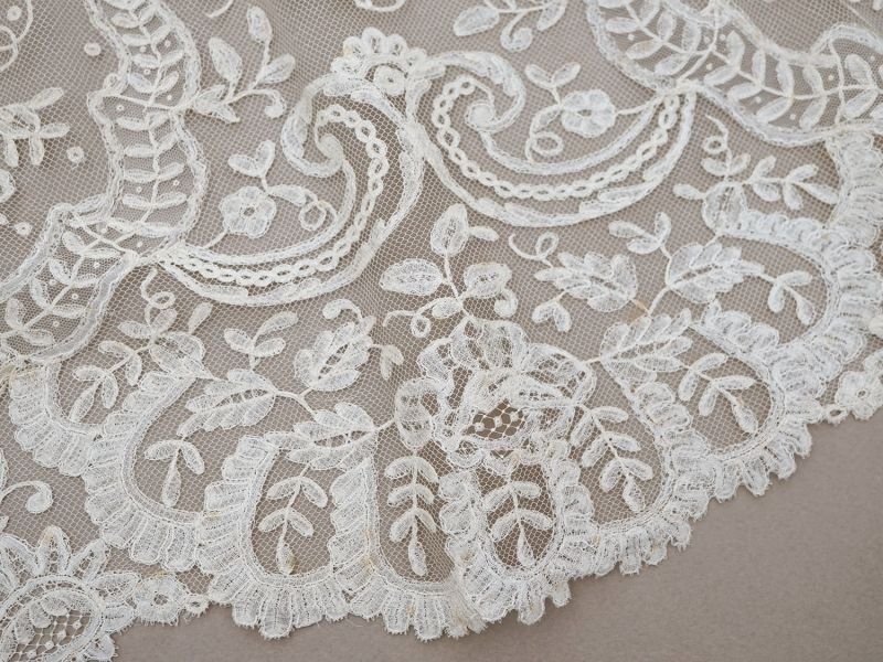 画像9: 19世紀末 アンティーク 幅広52cm 手編みのボビンレース 生成り 9m アプリカシオン・アングルテール