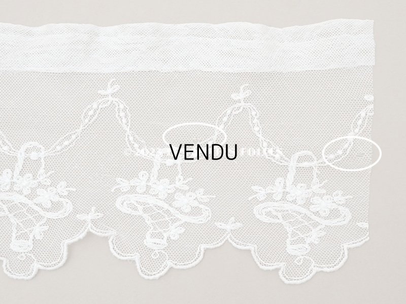 画像11: アンティーク 花かご&リボンのガーランドの刺繍入り 幅広チュールレース 168~200cm