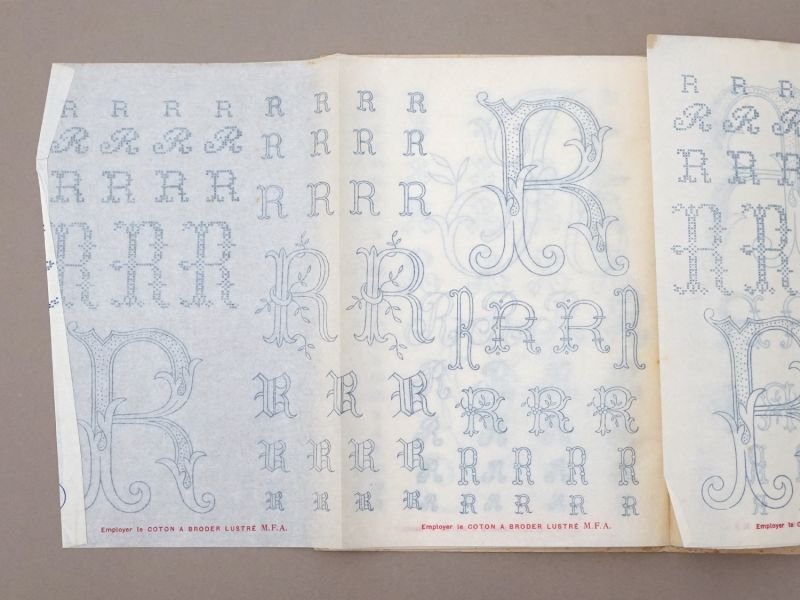 画像10: アンティーク  イニシャル刺繍図案 【 R 】 アイロンプリントシート付き MES INITIALES