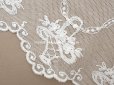画像5: アンティーク 花かご＆リボンのガーランドの刺繍入り 幅広チュールレース 183cm