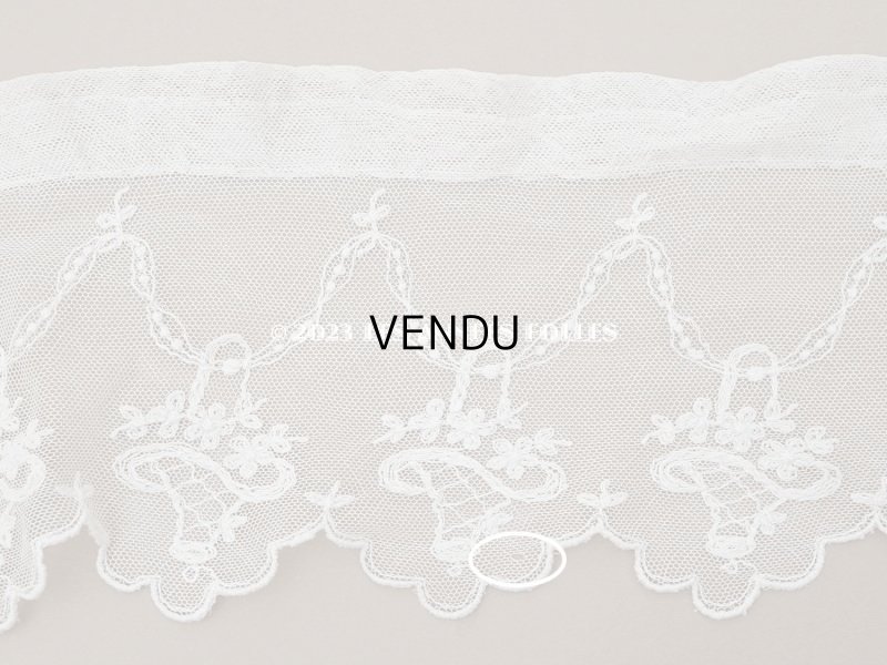 画像9: アンティーク 花かご&リボンのガーランドの刺繍入り 幅広チュールレース 168~200cm