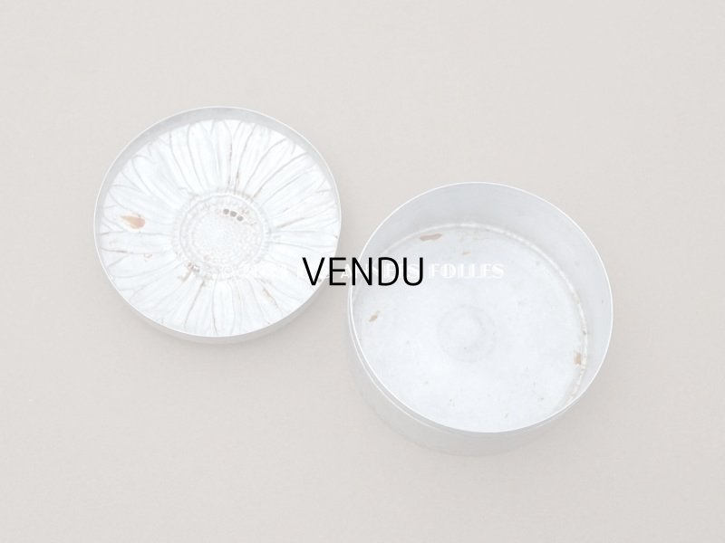 画像5: アンティーク アルミ製 マーガレット パウダーボックス 