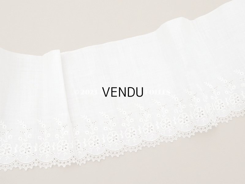 画像2: ＊蚤の市＊アンティーク 幅広 カットワークレース 花刺繍入り 幅17.3cm
