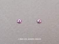 19世紀末 アンティーク メタル製 極小 3mm 花型 立体 スパンコール ピンク 50ピースのセット 