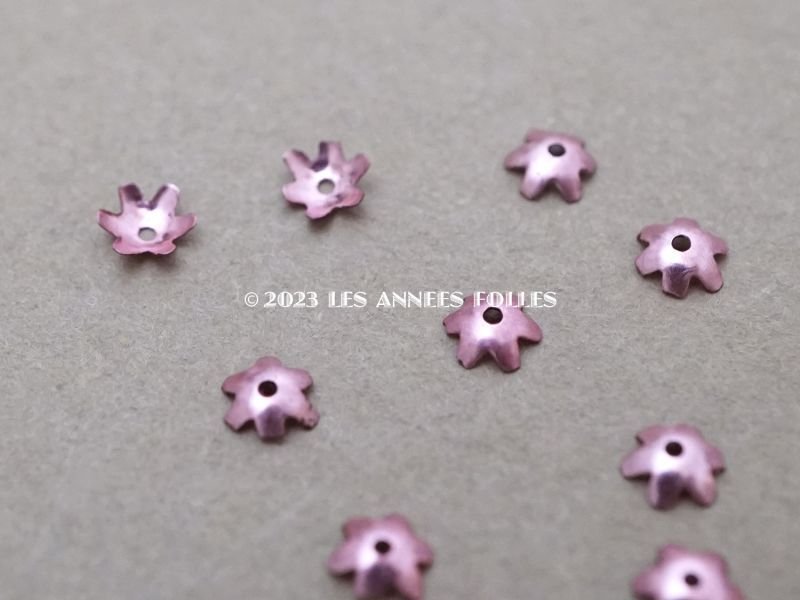 画像5: 19世紀末 アンティーク メタル製 極小 3mm 花型 立体 スパンコール ピンク 50ピースのセット 