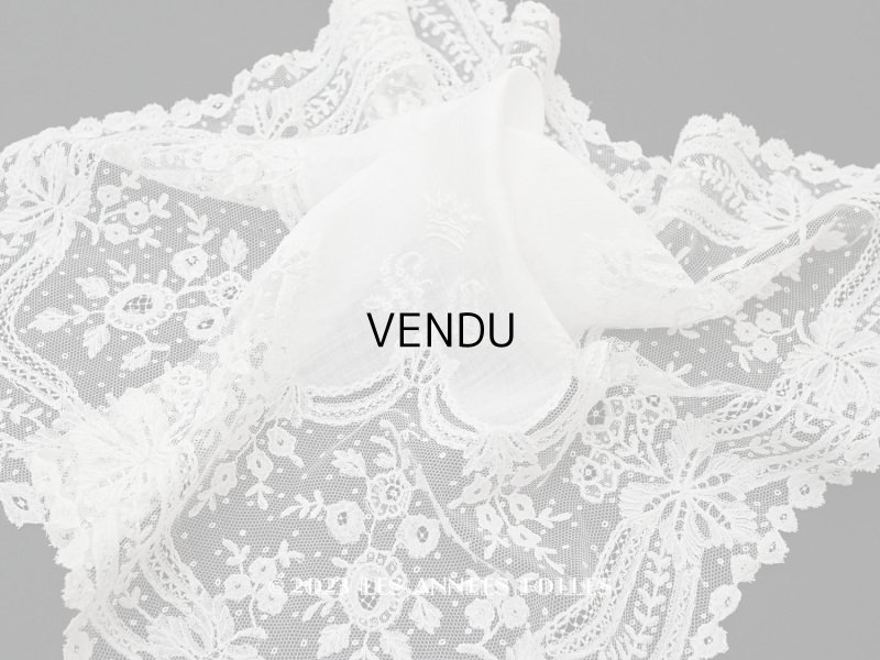 画像1: アンティーク  王冠紋章＆イニシャルの刺繍入り 結婚式のハンカチ アプリカシオン・アングルテール (ボビンレース)　