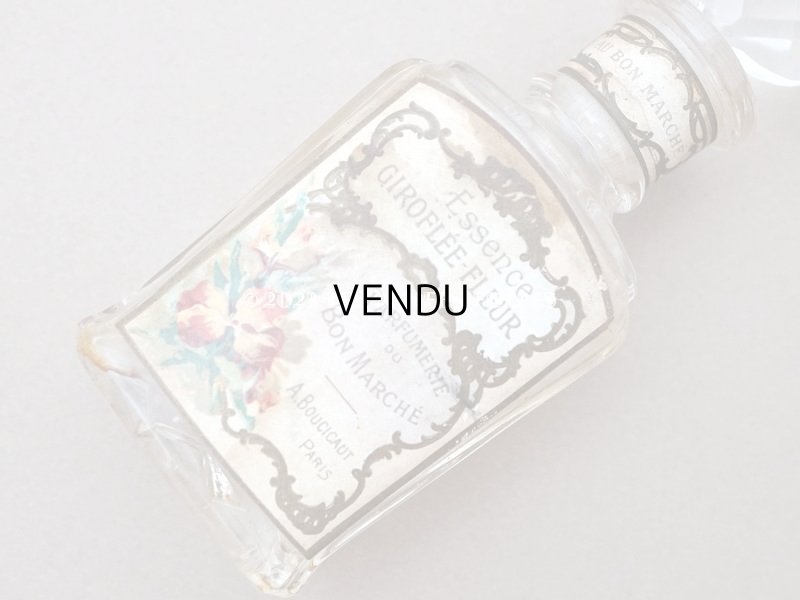 画像9: アンティーク 香水瓶　パウダーピンクのラベル　ESSENCE GIROFLEE FLEUR - AU BON MARCHE -