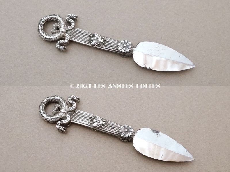 画像8: アンティーク レタリングセット 月桂冠&蜂＆マーガレット インク瓶＆ペン軸 & シーリングスタンプ ＆ レターオープナー & ペーパーナイフ