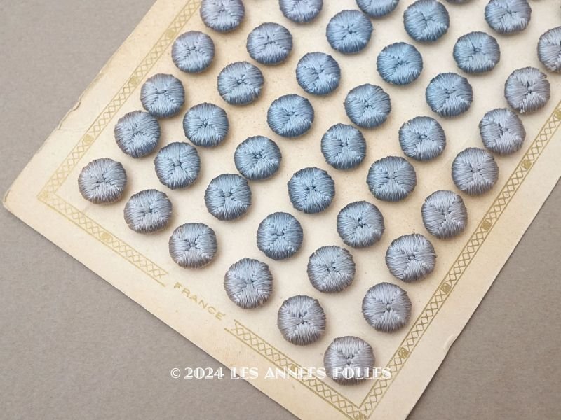 画像1: 19世紀 アンティーク シルク製 くるみボタン 13mm 6ピースのセット グレイッシュブルー