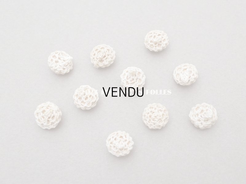 画像9: 1900年頃 アンティーク　花モチーフ コットンクロシェのボタン　10ピースのセット　11mm 