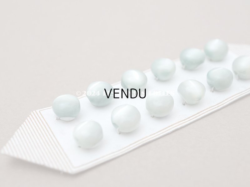 画像5: アンティーク マザーオブパール製 ボタン 7.5mm パウダーグリーン 12ピース シェルボタン