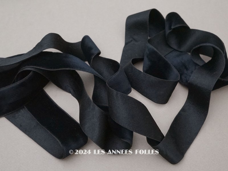 画像2: 19世紀末 アンティーク シルク製　ベルベットリボン 黒 3.3m 29mm幅