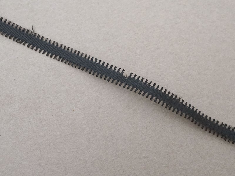 画像6: 19世紀 アンティーク 極細 シルクリボン 4.65m 6mm幅 黒