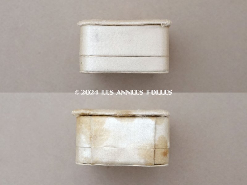 画像6: 1900年頃 アンティーク  シルクサテンのジュエリーボックス  オフホワイト