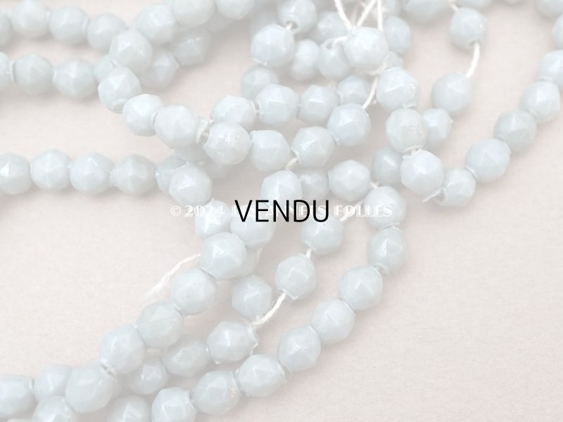 画像4: アンティーク スフレビーズ カット入り グレイッシュグリーン　約6~6.5mm  吹きガラス製ビーズ