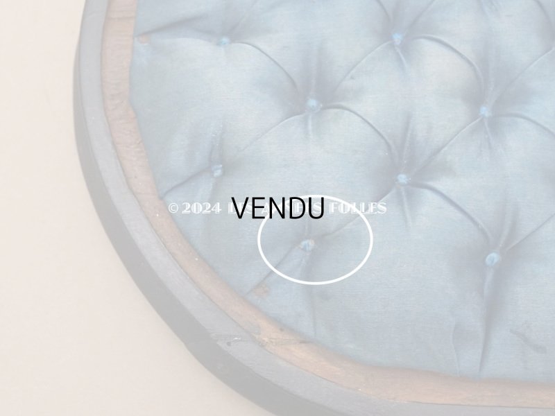 画像9: 19世紀 アンティーク ブルーのシルククッション付き 黒い木製の台座