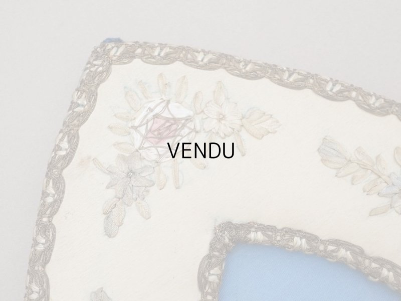 画像4: ＊蚤の市＊アンティーク フォトフレーム  薔薇のリボン刺繍