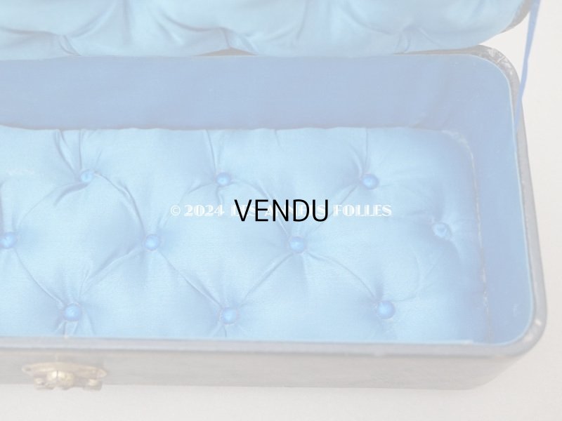 画像11: 19世紀 アンティーク グローブボックス スモーキーブルーのシルク製クッション ジュエリーボックス