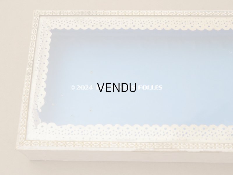 画像3: アンティーク プレザントワール 硝子の蓋のショーケース 初聖体の腕章入れ