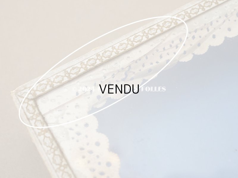 画像12: アンティーク プレザントワール 硝子の蓋のショーケース 初聖体の腕章入れ