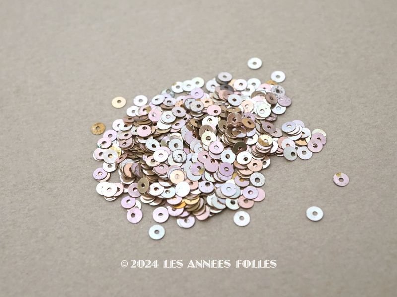 画像1: 19世紀末 アンティーク メタル製 極小 3mm スパンコール シルバー ABカラー