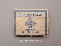 未使用 アンティーク エパングルシート 97ピース EPINGLES EMAIL AU TREFLE 