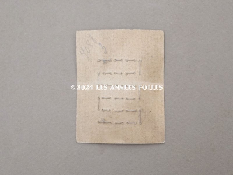 画像3: アンティーク マザーオブパール製 極小 ボタン 6mm 24ピース シェルボタン ブルーのグラデーション