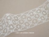【セール対象外】アンティーク 幅広 チュールレース 花模様 幅11.5cm クリーム色